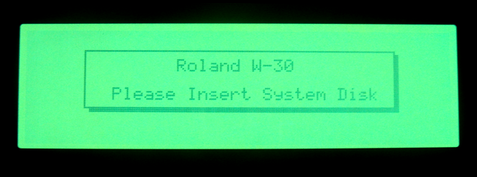 Roland W-30 nach Tausch des Backlights